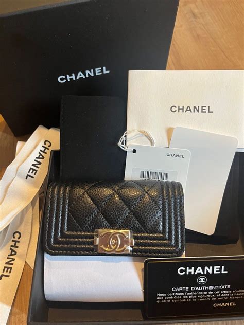 chanel boy small blog|boy Chanel small flap wallet.